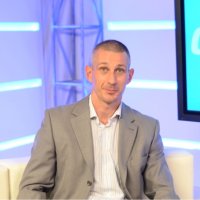 Врач Калинчев заявил, что употребление только овощей и фруктов ведет к ожирению