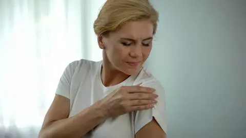 Почему вы чувствуете усталость после еды