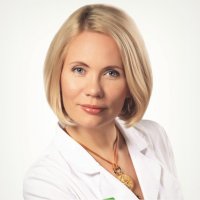 Диетолог Ионова назвала главную опасность блинов