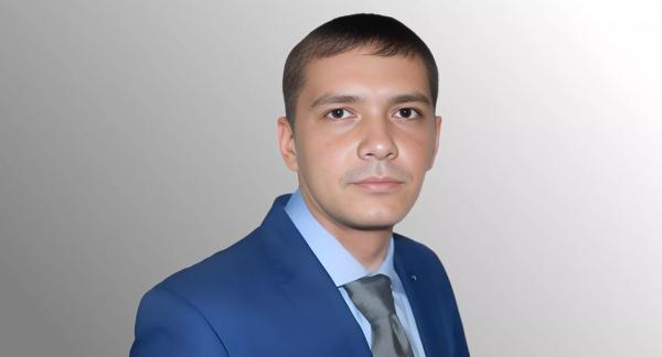 Французский жим с гантелями: как правильно выполнять на трицепс (видео)