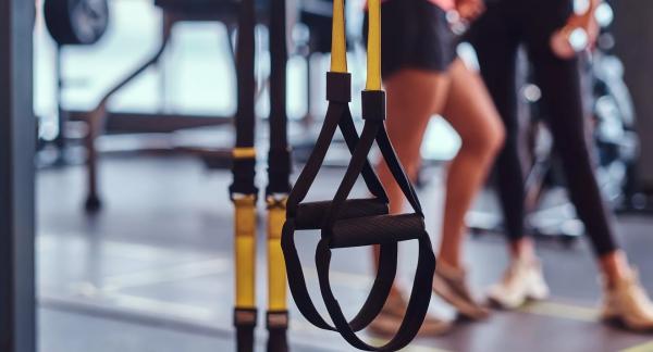 Система тренировок TRX: зачем нужны петли и как ими пользоваться (видео)